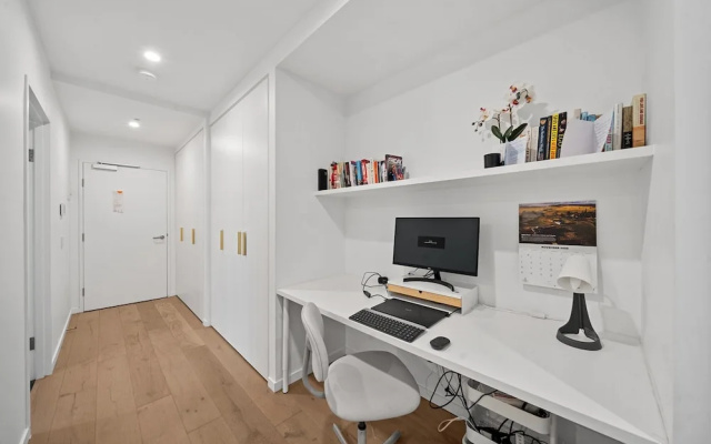 Bright Unit With Secure Parking and Garden Access – Guest Rooms – Canberra