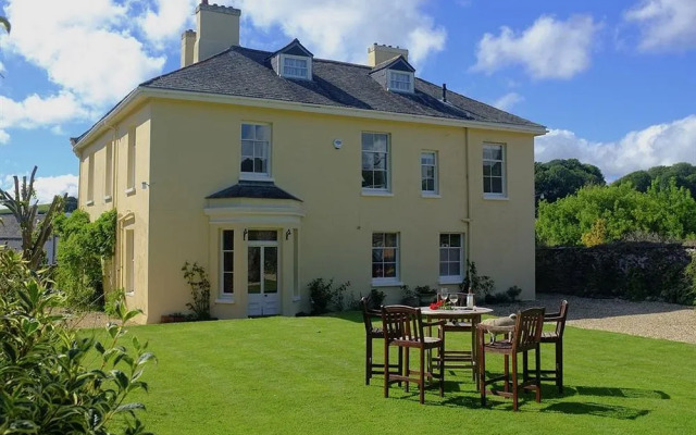 The Old Parsonage Bed and Breakfast (Devon)
