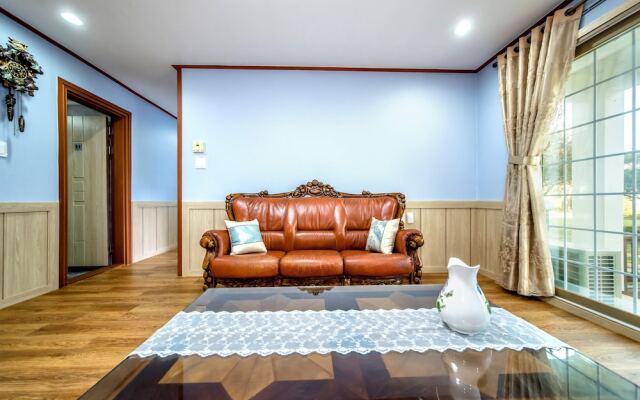 King's Garden Pension