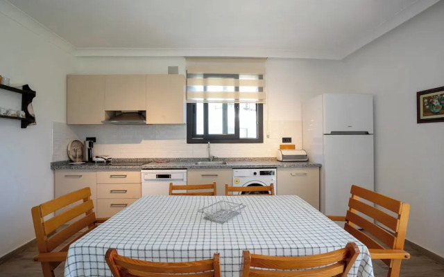 Limon Homes Dublex Daily Weekly Rentals