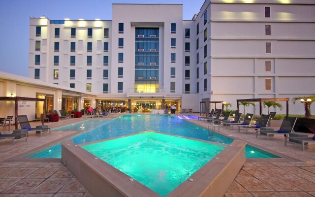 Crowne Plaza Panama Airport by IHG