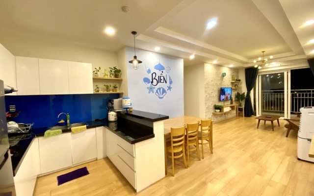 Diamond Sea Apartment