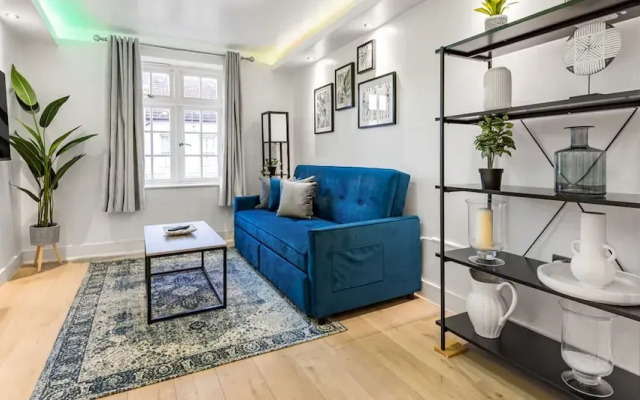 Ragan Court Apartments in Aldershot