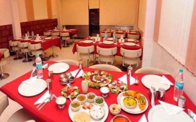 King Garden Hotel