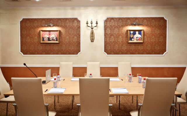 Biznes-tsentr gostinitsy "Moskva"