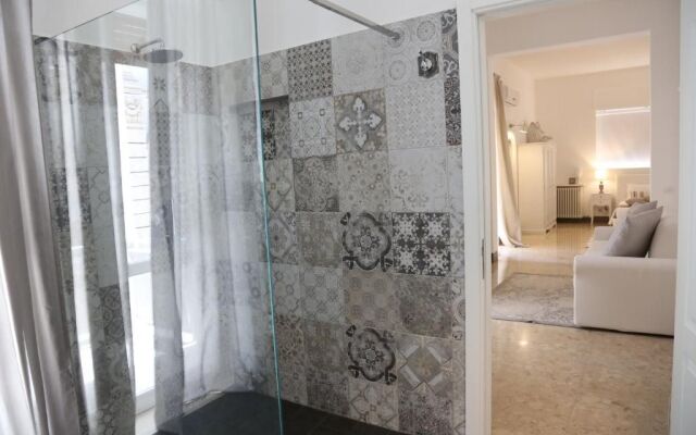 Dimi House