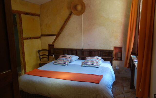 Le Clos Des Collines