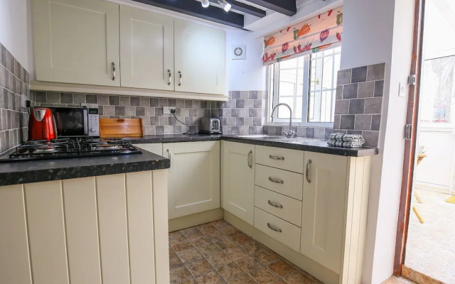 Japonica Cottage