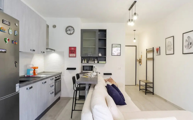JOIVY Flat W/Terrace & Parking