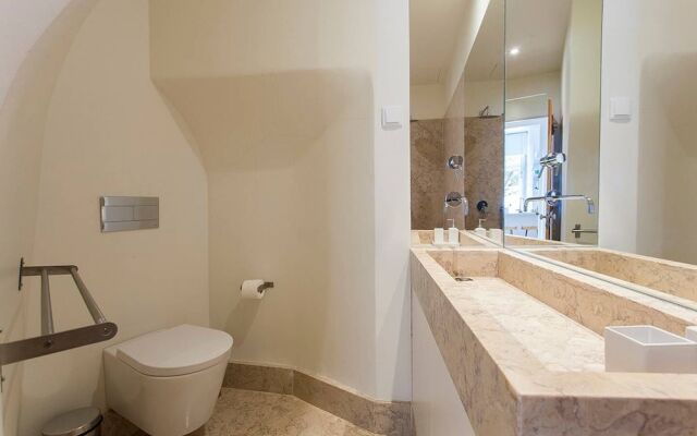 Downtown Cathedral Apartment Rentexperience