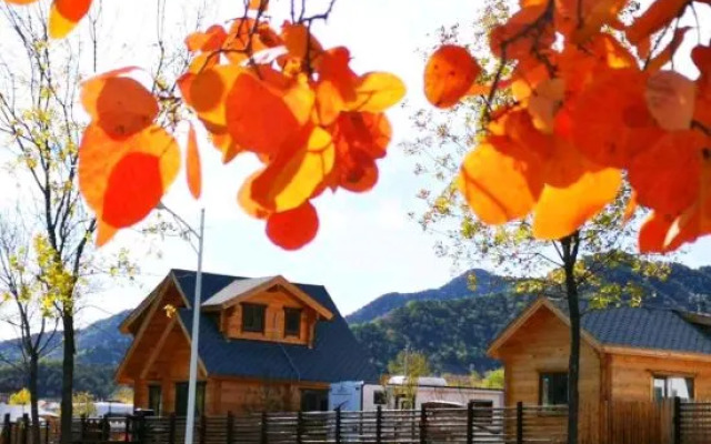 Beijing Juxiange Folk Restaurant