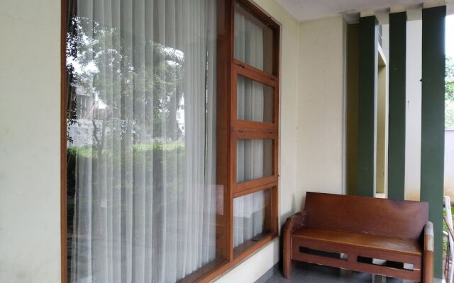 Twin Guest House Grand Wisata