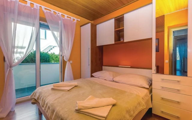 Nice Home in Dramalj With Wifi and 2 Bedrooms