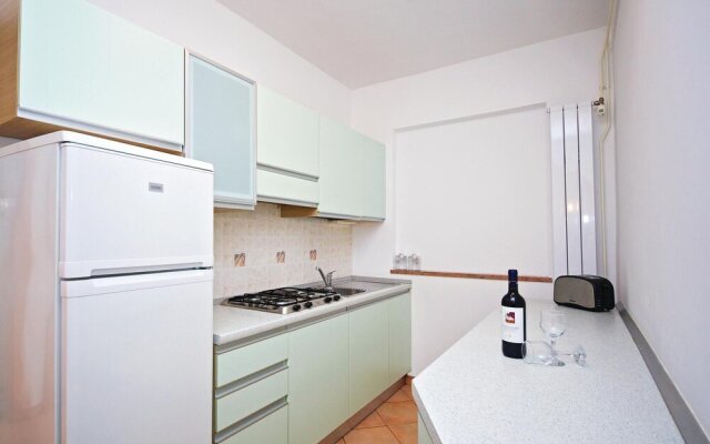 Beautiful Apartment in Pula With Outdoor Swimming Pool, Wifi and 2 Bedrooms