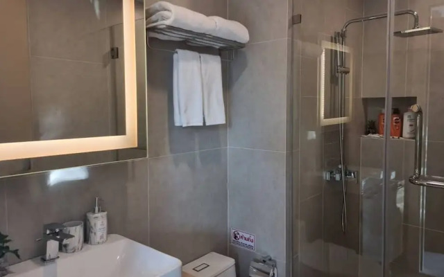 Bo403-great Seaview 1br With 2 Beds-big Balcony