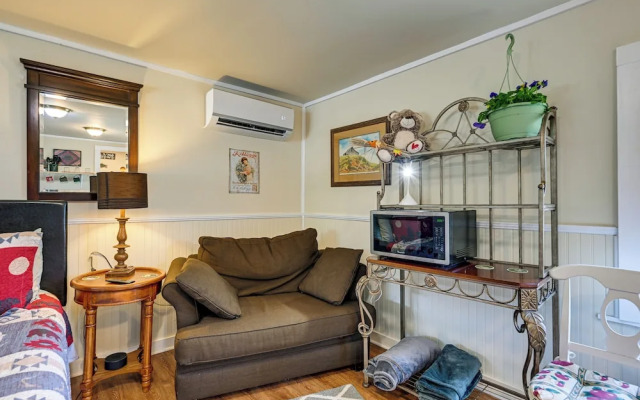 Whittier Vacation Rental Cabin in Tranquil Setting