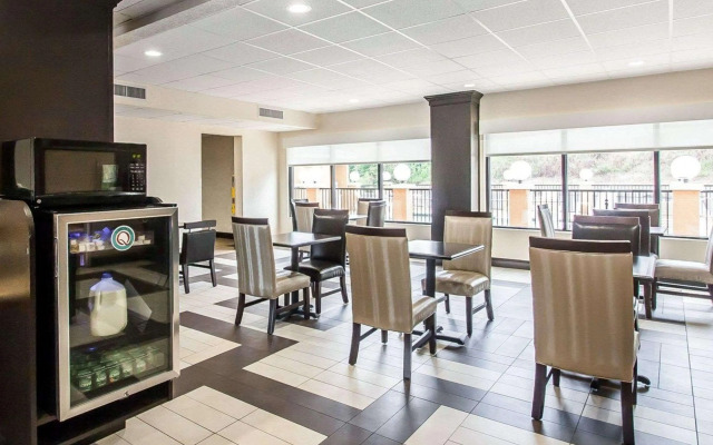 Spark by Hilton Tuscaloosa University