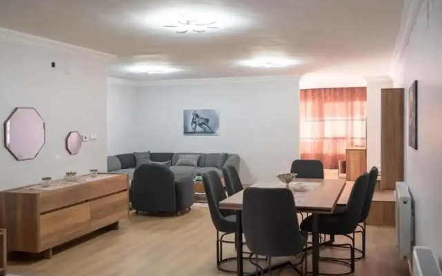 Adri̇ati̇k Resi̇dence