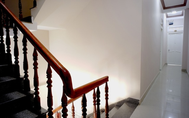 OYO 987 Thanh Thanh Nhan Hotel