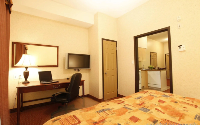 Pomeroy Inn and Suites Chetwynd