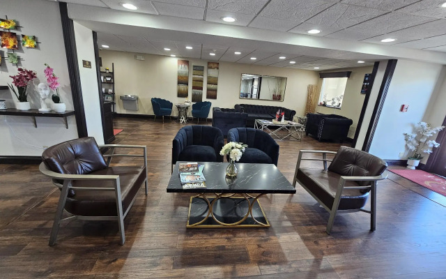 Ramada by Wyndham Tulsa