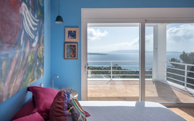 Jeannine's Villa