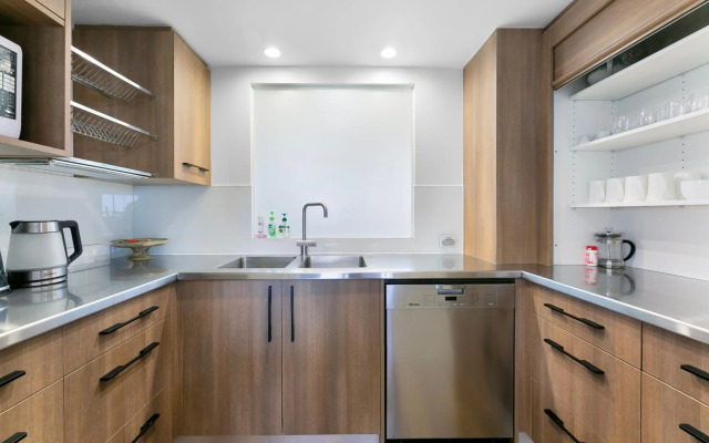 Burleigh Esplanade Apartments
