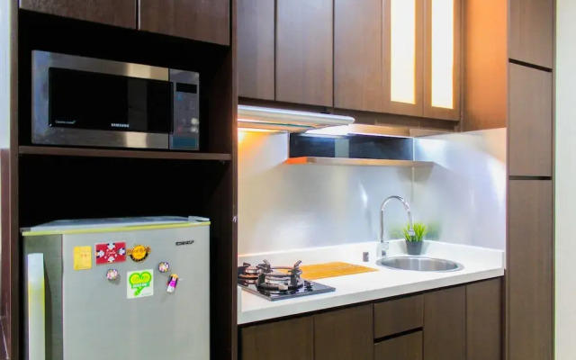 Nice And Comfort Studio At Tamansari Semanggi Apartment