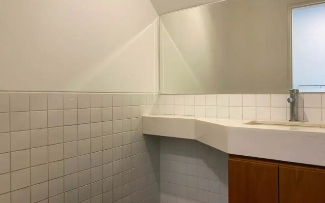 w Bright 2BR Duplex With Balcony in Barranco