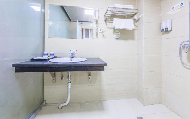 Xianning Chengyue Business Hotel