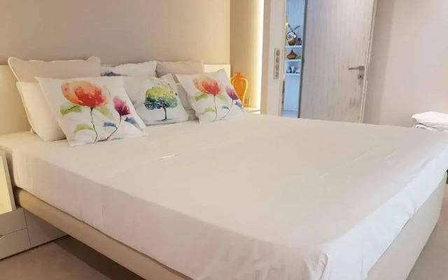 Core Luxury Suites