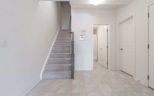 Superb Brand New Spacious Town Home