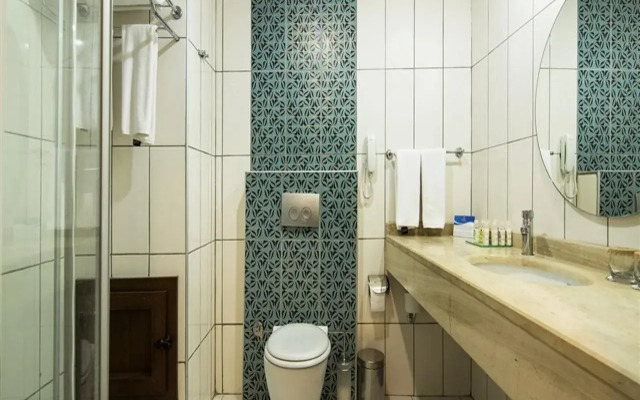 Green Bay Resort & Spa