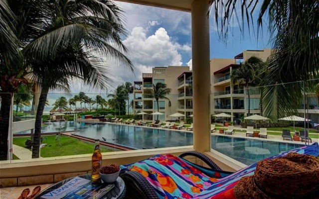 Elements 116 by Tripintravel