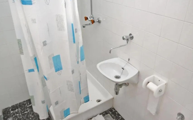 Apartments by the sea Supetar, Brac - 6040