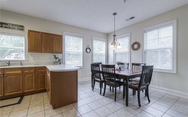 Havens 712 3 Bedroom Condo by Redawning