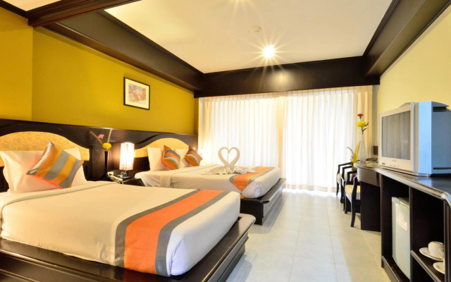 Samui First House Hotel