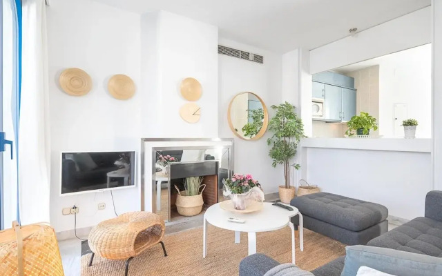 Marbella Pool House Ph77 on sea Shore