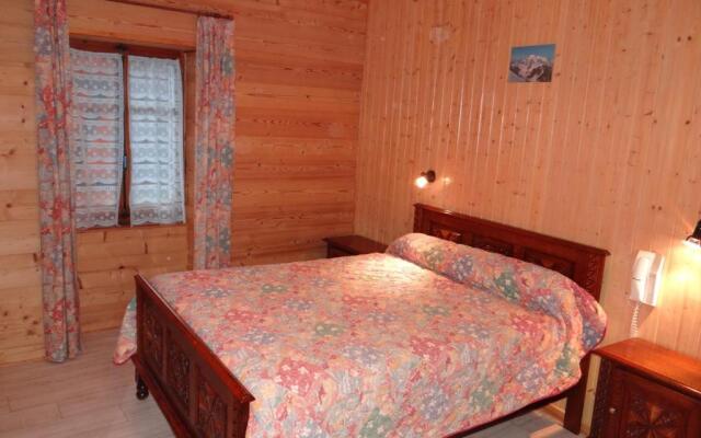 Hôtel Restaurant Aux Touristes