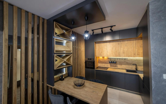 Apartments 28 Master Quart