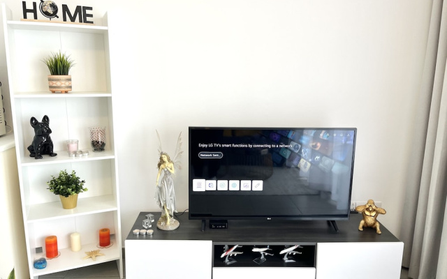 127 NIC - Stay Sun Line Apartment