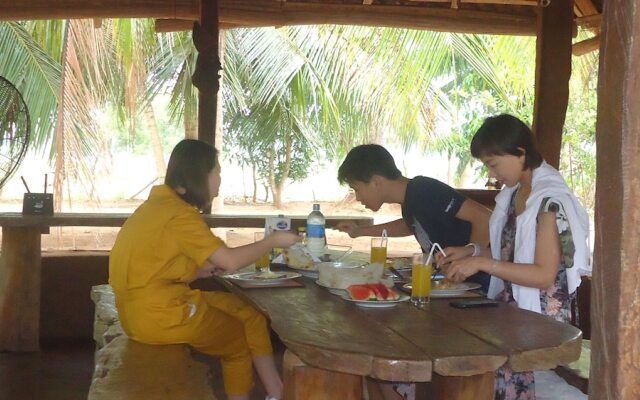 Yala Big Game Drive with Heina Eco Team