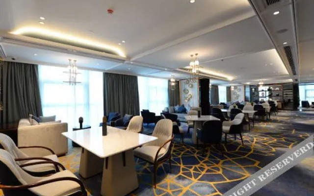 Xiangyang Minfa Ruiji Hotel