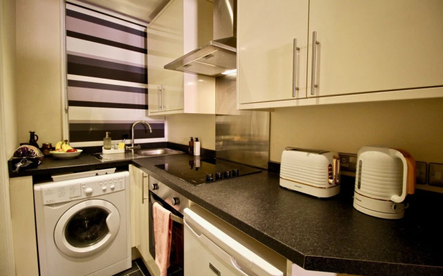 St Georges Place Studio 8