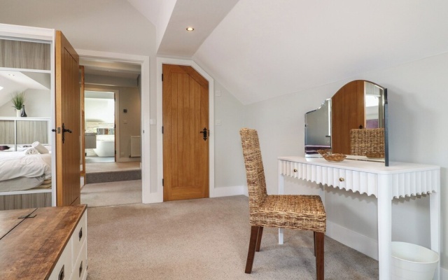 New Elms Farmhouse