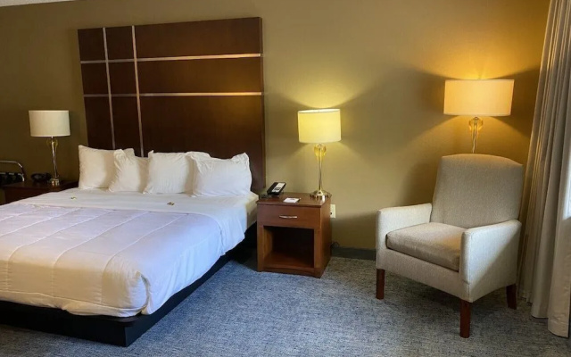 Cherokee Grand Hotel