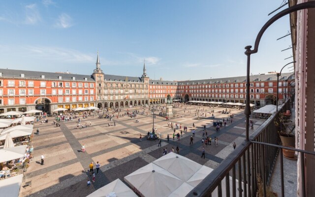 Apartment 1Bd With Balcony In Plaza Mayor Square Plaza Mayor Ii