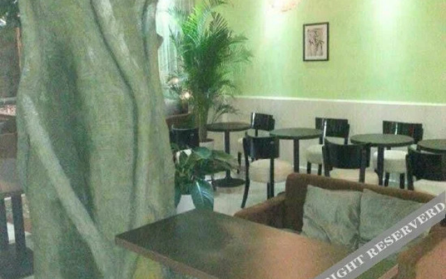 高安UES(有意思)快捷酒店