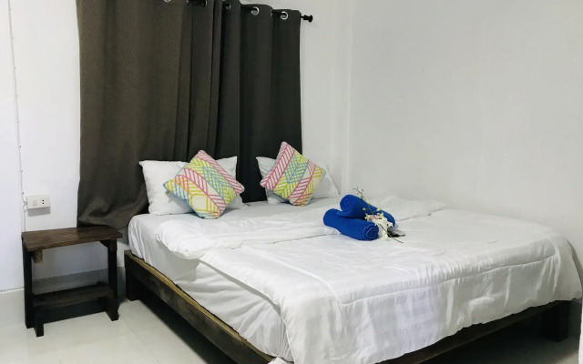 Miss Hong House