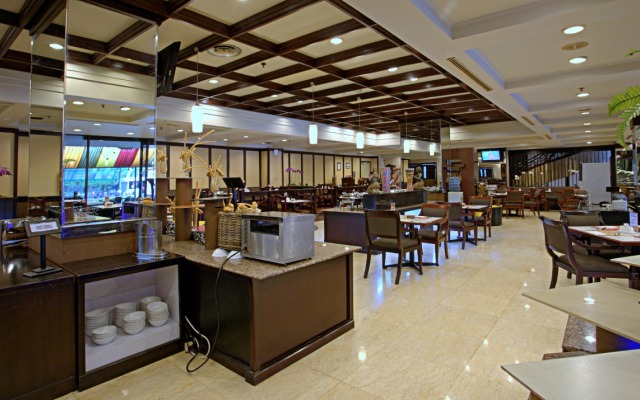 Horison Ultima Bandung